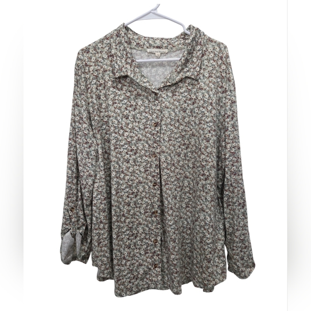 Above & Beyond Womans 3/4 Sleeve Floral Button Down, Size 3X